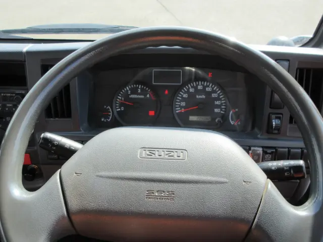 いすゞ エルフ TKG-NJS85AN(4WD)の写真28