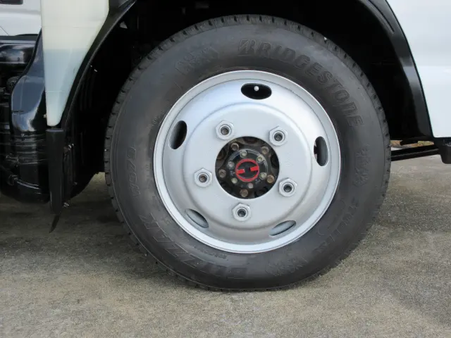 いすゞ エルフ TKG-NJS85AN(4WD)の写真47