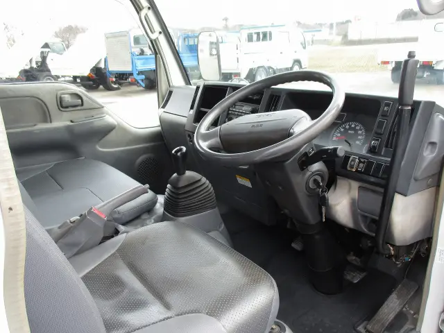 いすゞ エルフ BKG-NJR85ADの写真4