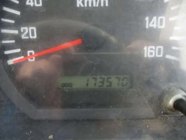 いすゞ エルフ BKG-NJR85ADの写真6