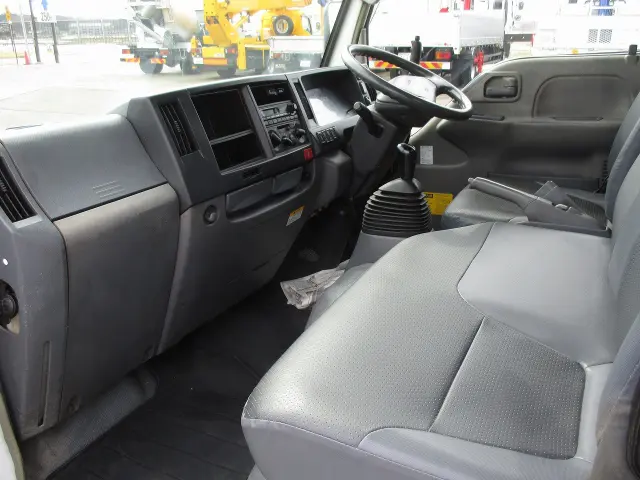 いすゞ エルフ BKG-NJR85ADの写真10