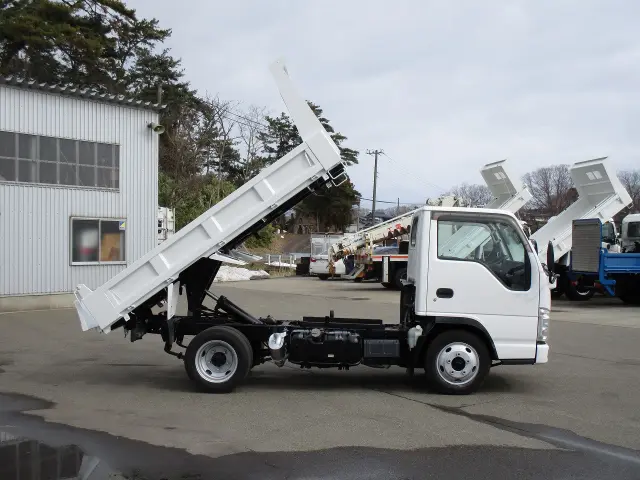 いすゞ エルフ BKG-NJR85ADの写真23