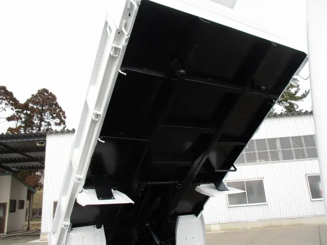 いすゞ エルフ BKG-NJR85ADの写真26