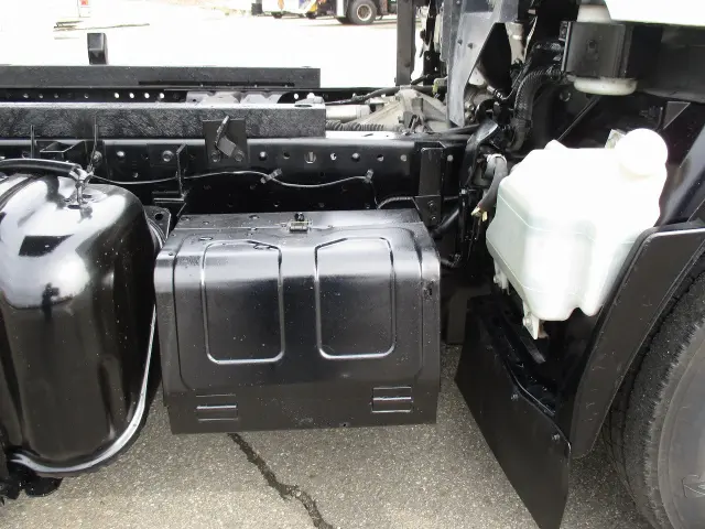 いすゞ エルフ BKG-NJR85ADの写真29