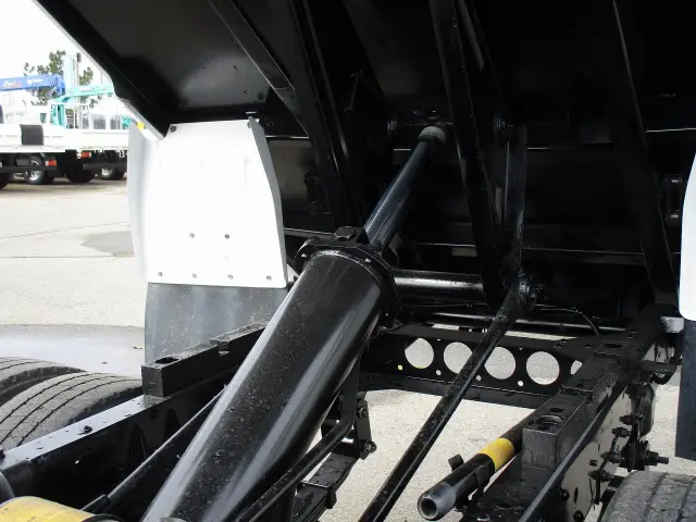 いすゞ エルフ BKG-NJR85ADの写真33