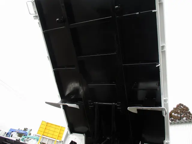 いすゞ エルフ BKG-NJR85ADの写真35