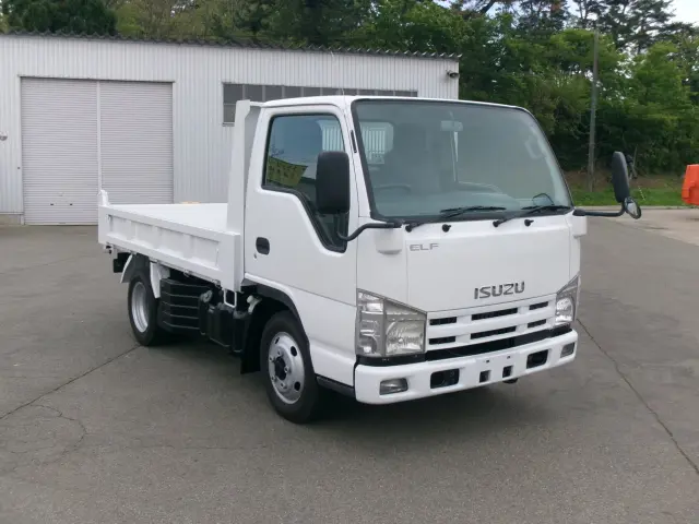 いすゞ エルフ BDG-NKS85AD(4WD)の写真17