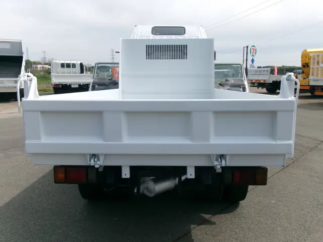 いすゞ エルフ BDG-NKS85AD(4WD)の写真26