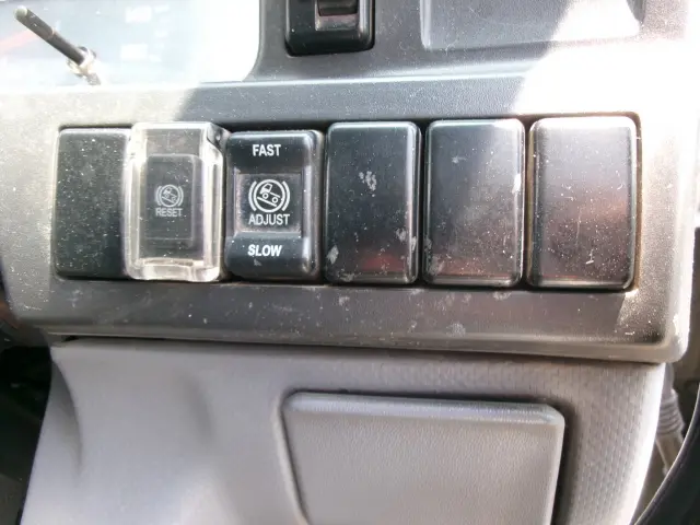 いすゞ エルフ NJR85AD(2WD)の写真35