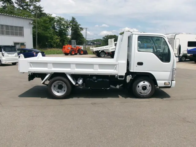いすゞ エルフ NJR85AD(2WD)の写真44