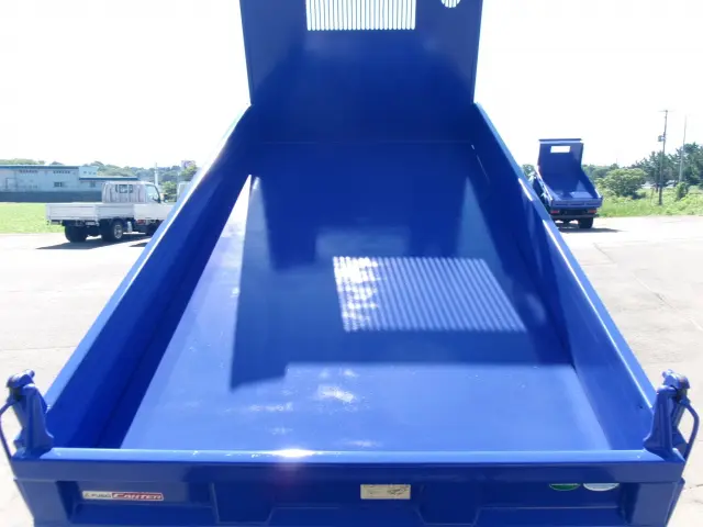三菱 キャンター TKG-FDA40(4WD)の写真9