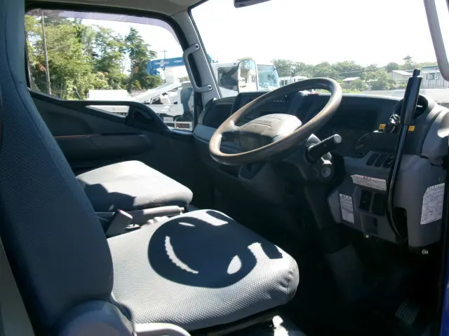 三菱 キャンター TKG-FDA40(4WD)の写真32