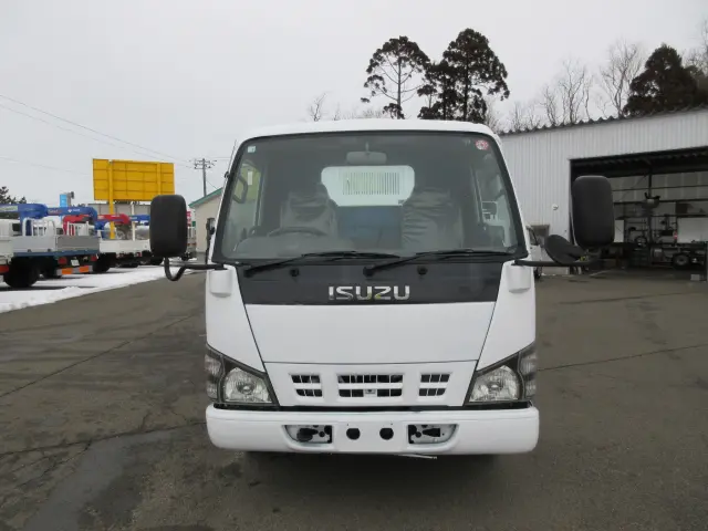 いすゞ エルフ PB-NKR81Nの写真2