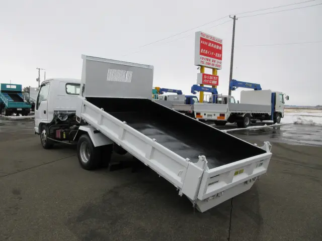 いすゞ エルフ PB-NKR81Nの写真5