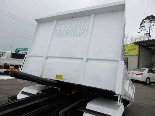 いすゞ エルフ PB-NKR81Nの写真17