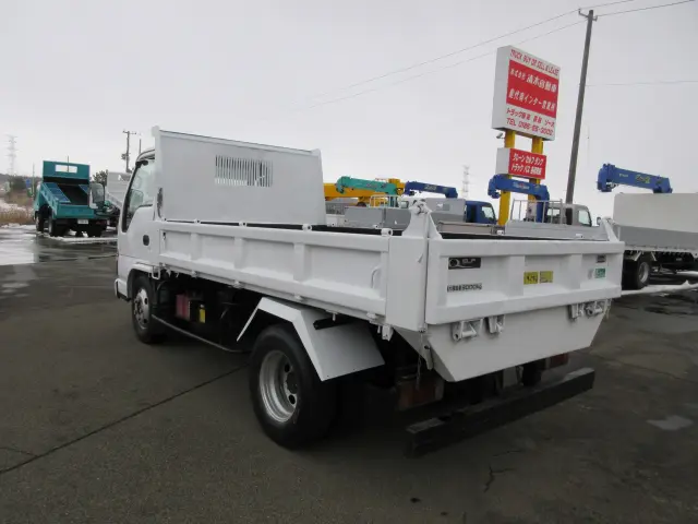 いすゞ エルフ PB-NKR81Nの写真23