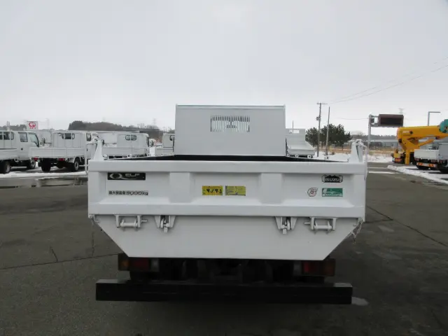いすゞ エルフ PB-NKR81Nの写真24