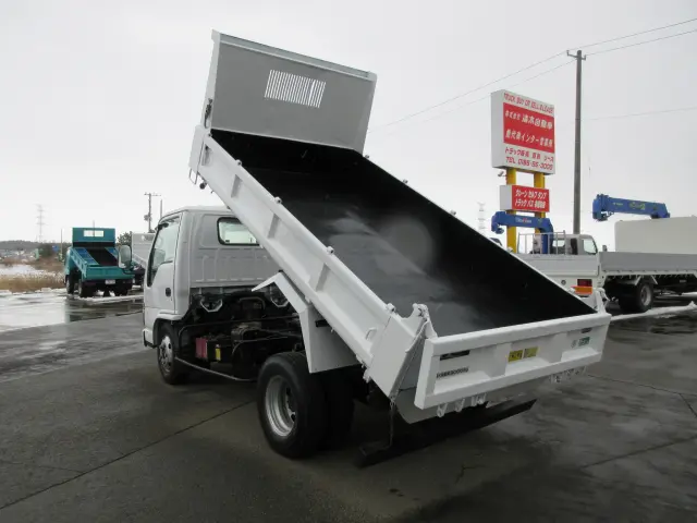 いすゞ エルフ PB-NKR81Nの写真32