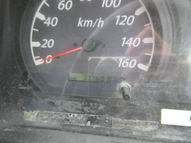 いすゞ エルフ PB-NKR81Nの写真43