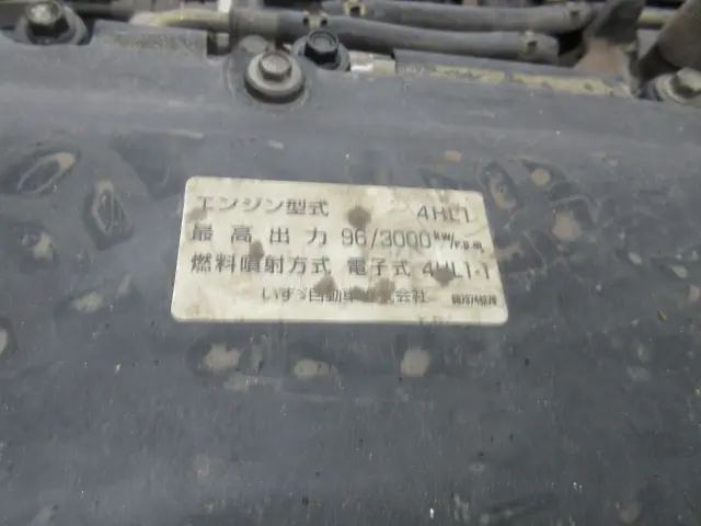 いすゞ エルフ PB-NKR81Nの写真47