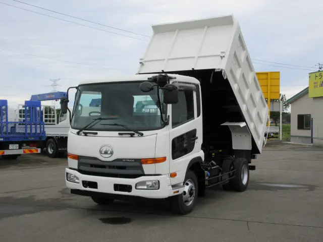 ＵＤ コンドル TKG-MK38L(2WD)の写真1