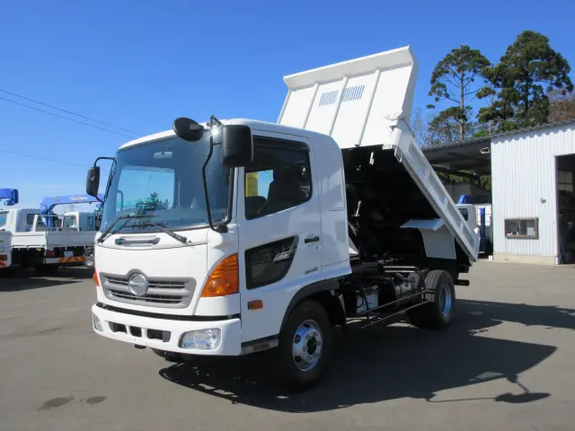 日野 レンジャー SDG-FX7JEAA(4WD)の写真1