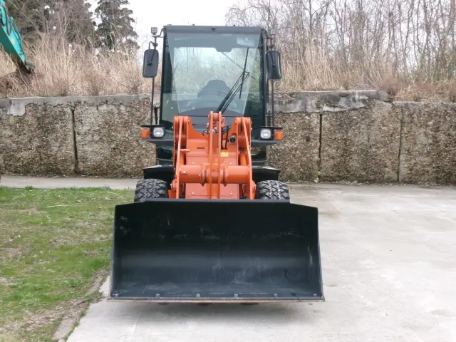 日立建機 ZW30-5B ZW30-5Bの写真2