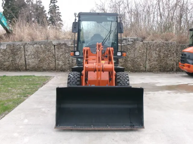 日立建機 ZW30-5B ZW30-5Bの写真2