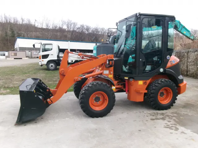 日立建機 ZW30-5B ZW30-5Bの写真4