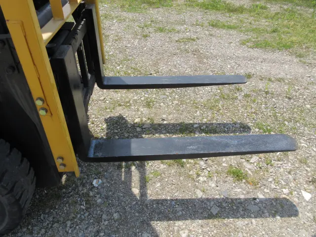 TCM フォークリフト FD25T3の写真9