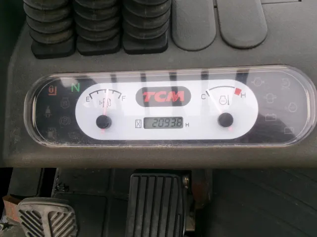 TCM フォークリフト FD25T3の写真20