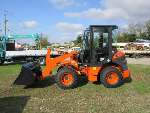 日立建機 ZW30-5B ZW30-5B(4WD)の写真4