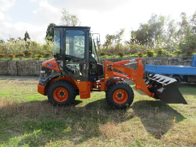 日立建機 ZW30-5B ZW30-5B(4WD)の写真8