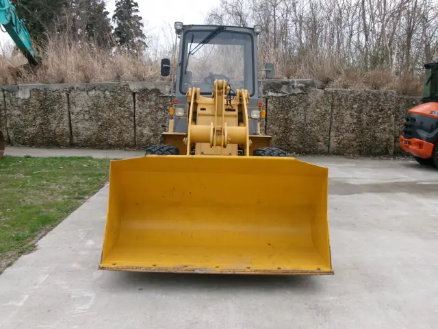 TCM ミニホイールローダ L5の写真2