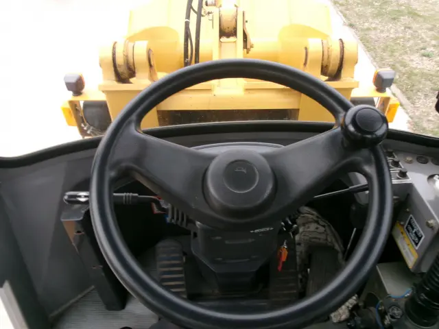 TCM ミニホイールローダ L5の写真13