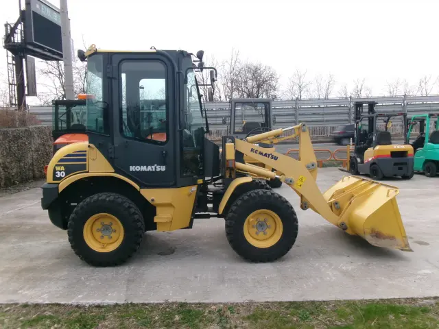 コマツ WA30-6 WA30-6(4WD)の写真8