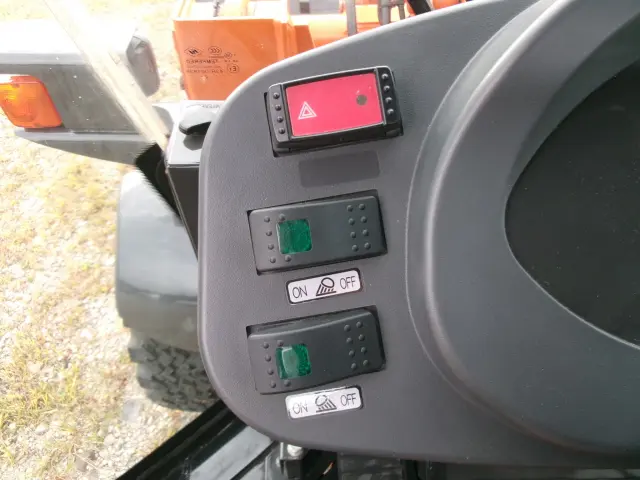 日立建機 ZW30-5B ZW30-5B(4WD)の写真19