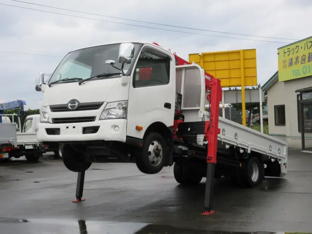 日野 デュトロ TKG-XZU720Mの写真19