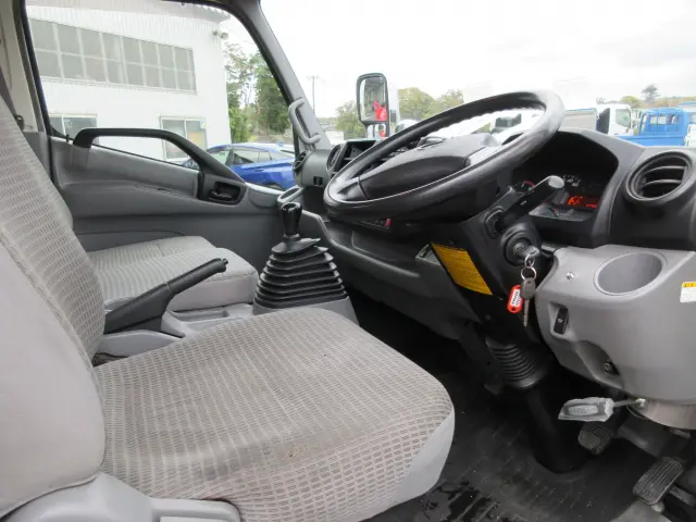 日野 デュトロ TKG-XZU720Mの写真36