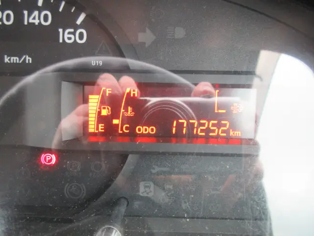 日野 デュトロ TKG-XZU720Mの写真38