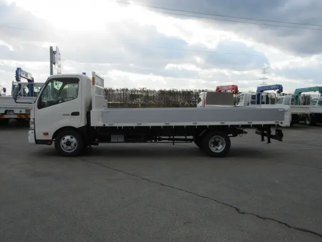 日野 デュトロ TKG-XZU720Mの写真4