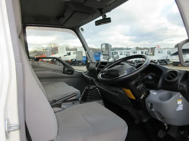 日野 デュトロ TKG-XZU720Mの写真10