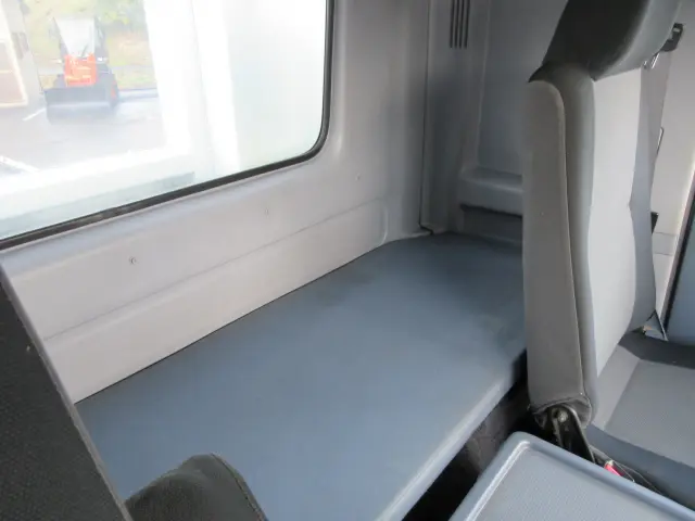 日野 レンジャー BDG-GD8JJWAの写真14