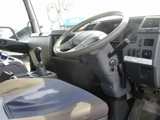 三菱 ファイター LKG-FK72FZの写真8