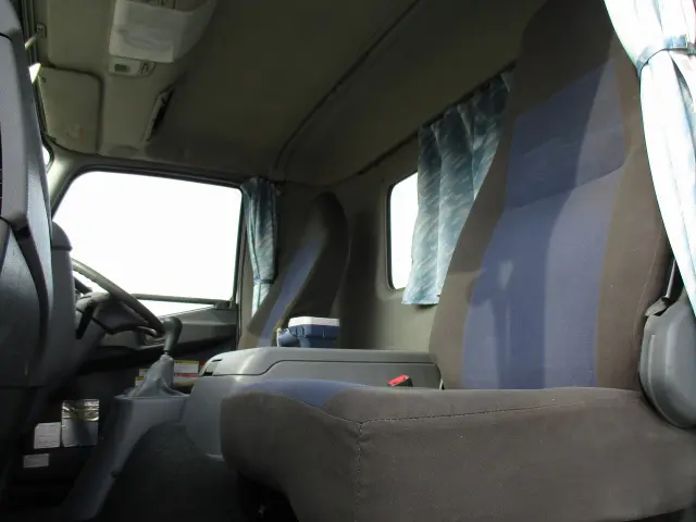 三菱 ファイター LKG-FK72FZの写真12