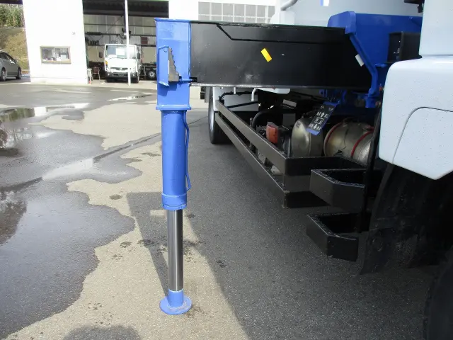 三菱 ファイター LKG-FK72FZの写真30