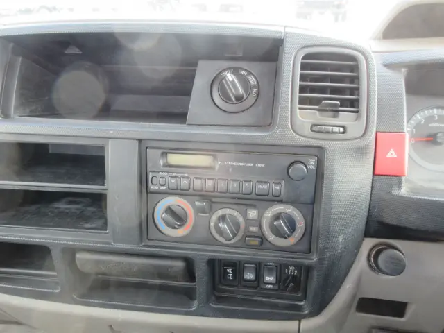 日産 アトラス PDG-SZ5F24(4WD)の写真29