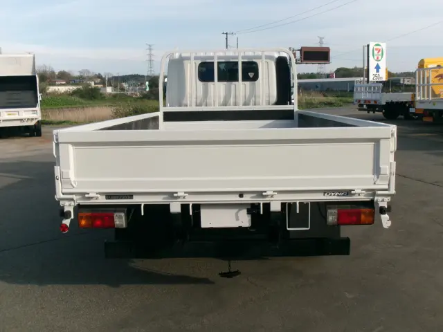 トヨタ ダイナ 2KG-XZU775(4WD)の写真6