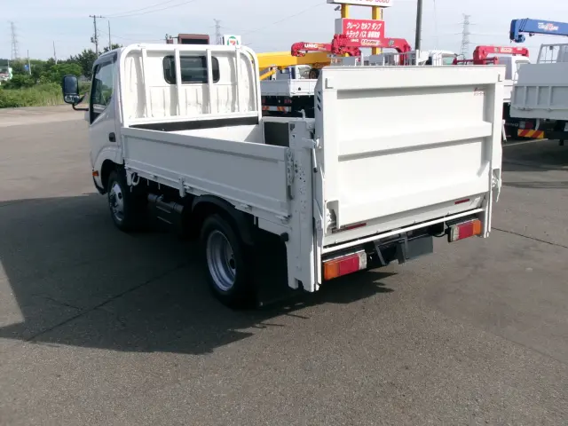 日野 デュトロ 2KG-XZU675M(4WD)の写真5
