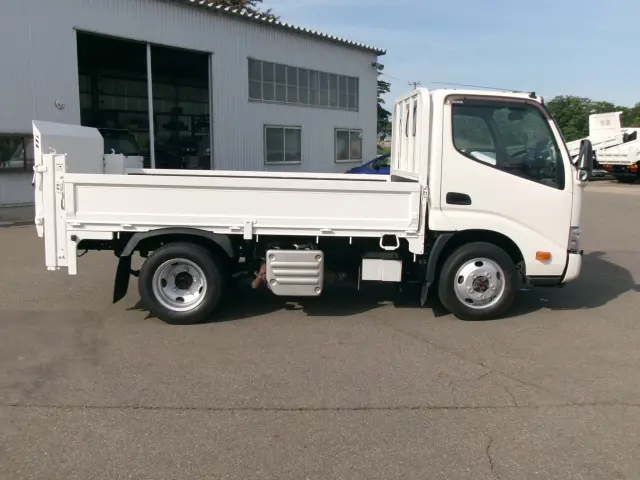 日野 デュトロ 2KG-XZU675M(4WD)の写真8